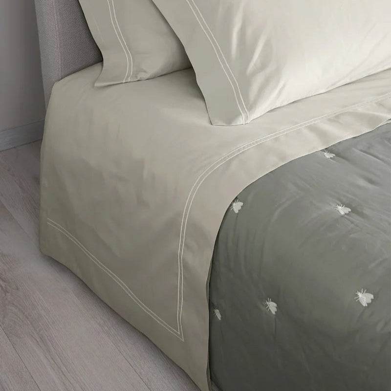 Lenzuola Tinta Unita Biancheria Api Satin cpl Mastro Raphael - evabiancheria